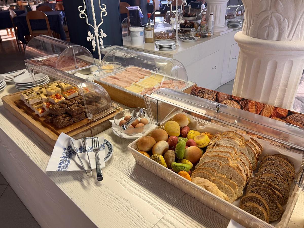 G&D Hotel Deanna Pool&Brunch Milano Marittima Zewnętrze zdjęcie