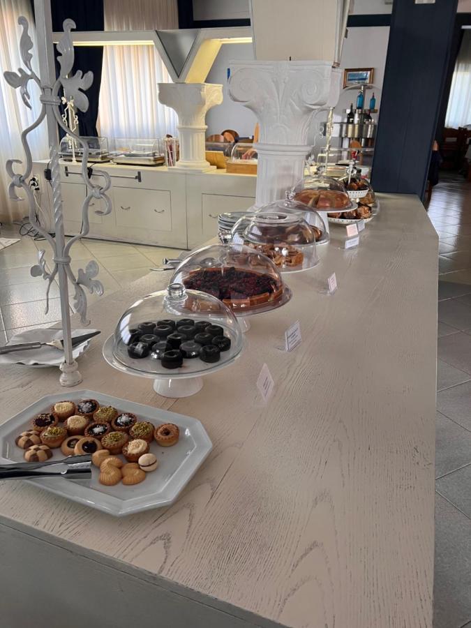 G&D Hotel Deanna Pool&Brunch Milano Marittima Zewnętrze zdjęcie