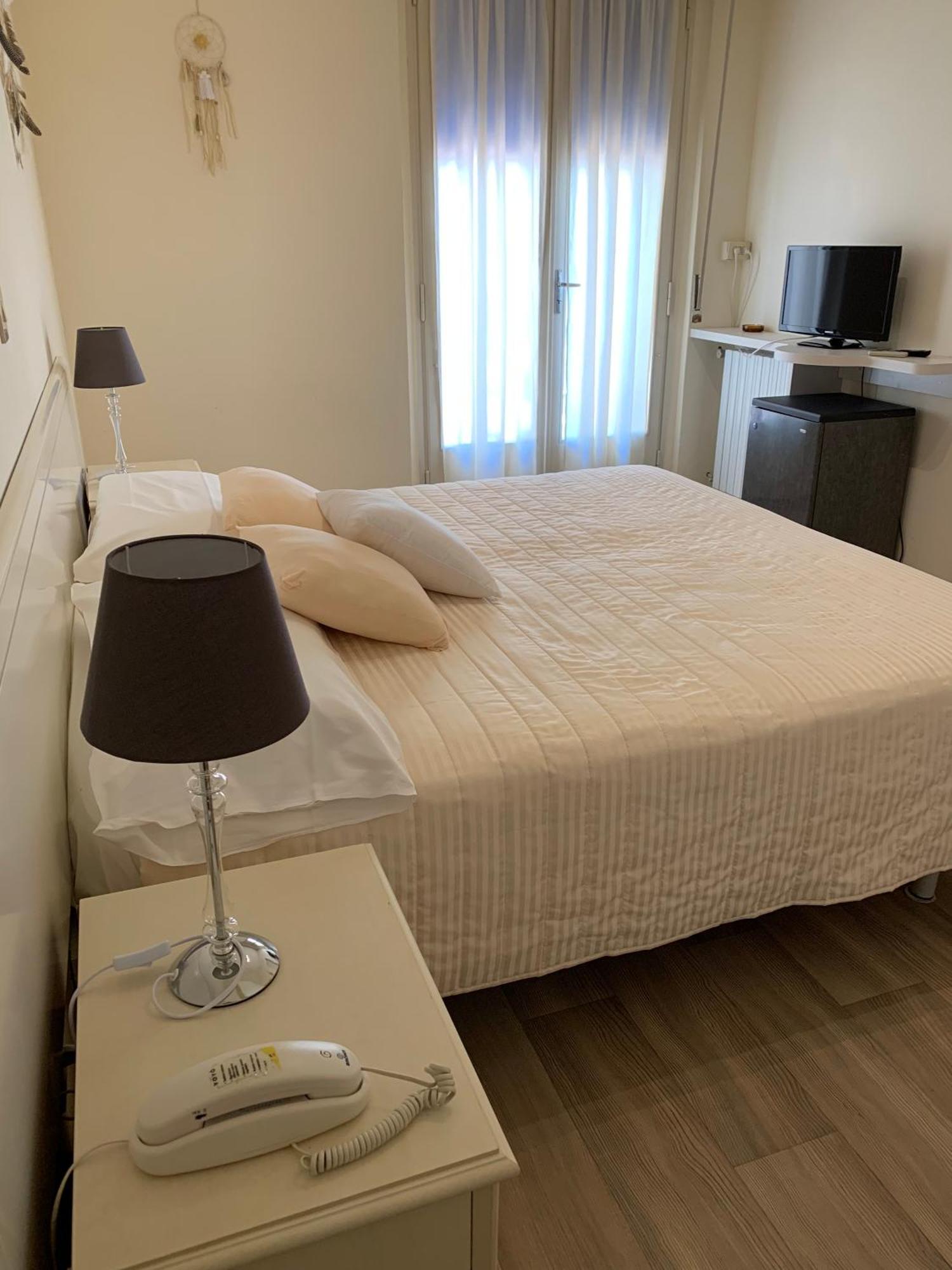 G&D Hotel Deanna Pool&Brunch Milano Marittima Pokój zdjęcie
