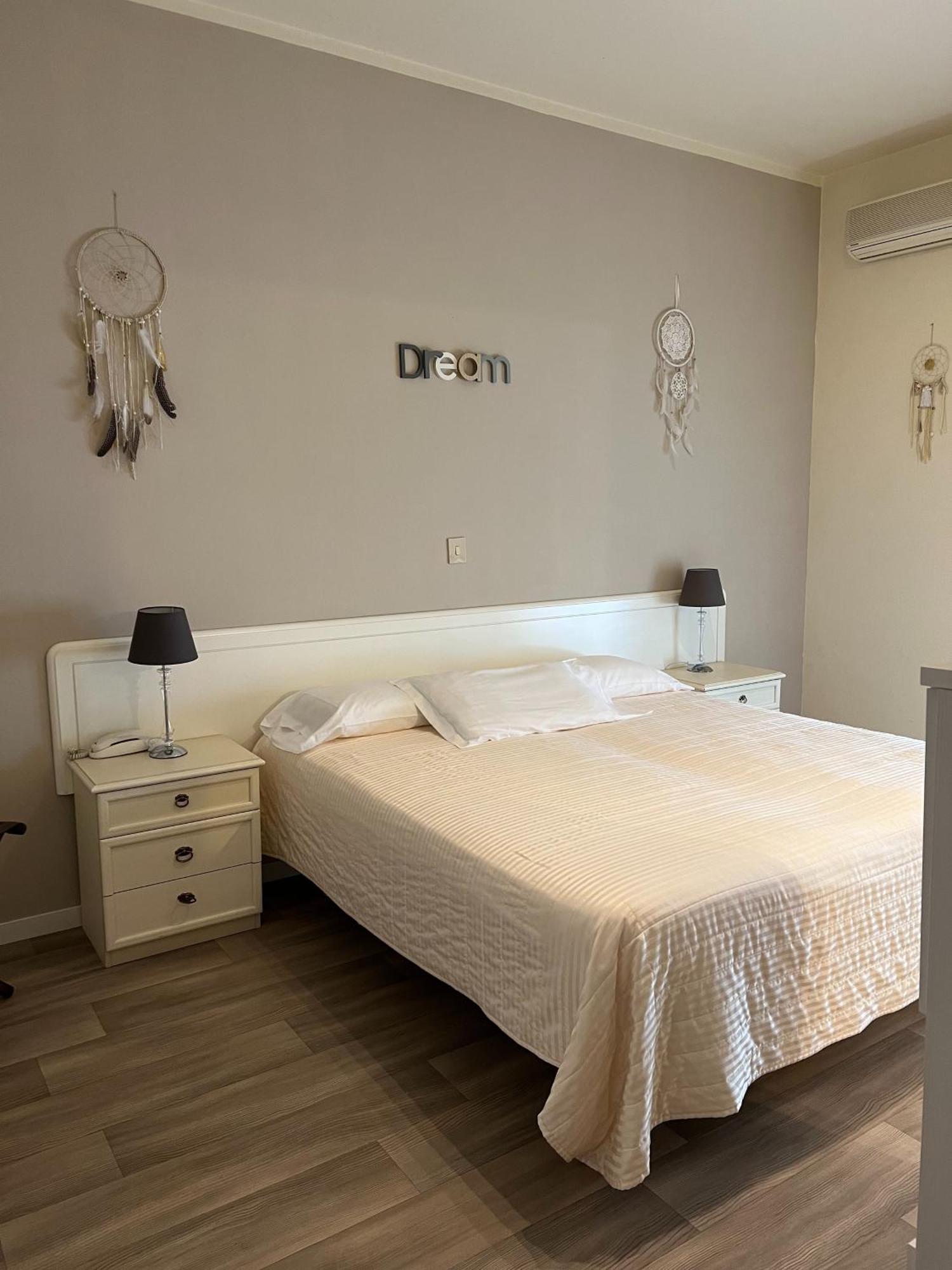 G&D Hotel Deanna Pool&Brunch Milano Marittima Pokój zdjęcie