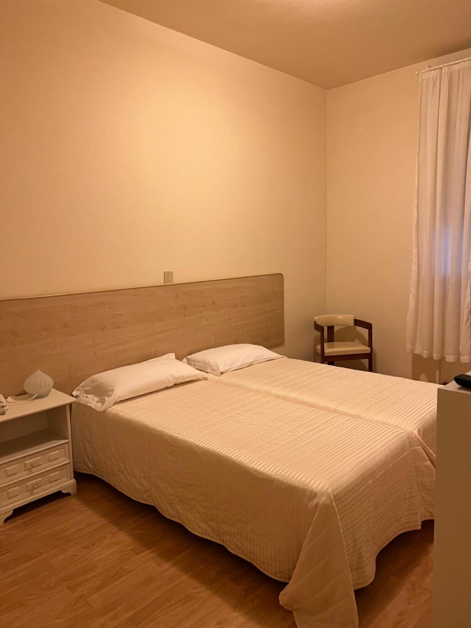 G&D Hotel Deanna Pool&Brunch Milano Marittima Pokój zdjęcie