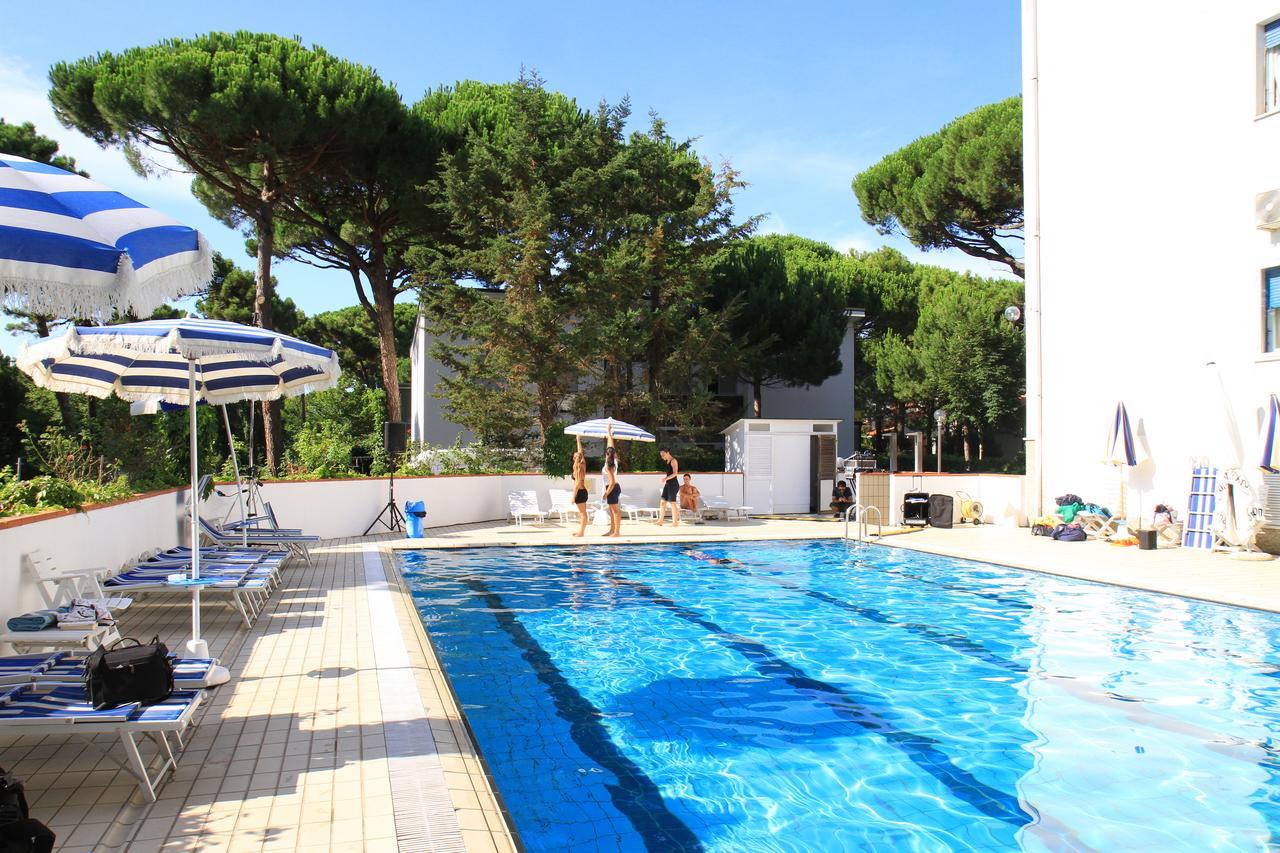 G&D Hotel Deanna Pool&Brunch Milano Marittima Zewnętrze zdjęcie