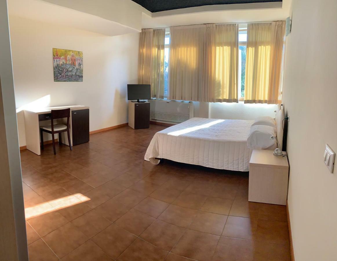 G&D Hotel Deanna Pool&Brunch Milano Marittima Zewnętrze zdjęcie